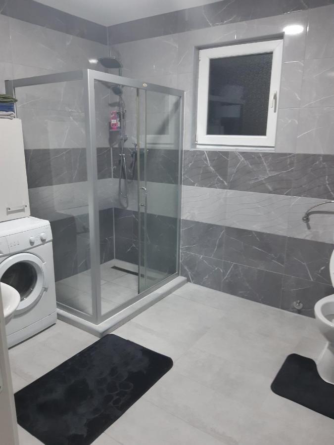 As Guesthouse Krzevici Exterior photo